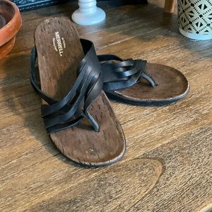 Merrell Women’s black sandals